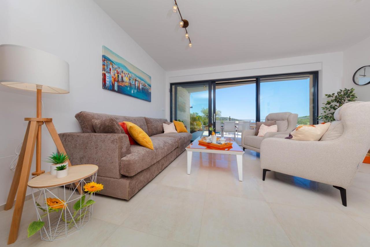 Apartman Oranž Banjole Bagian luar foto