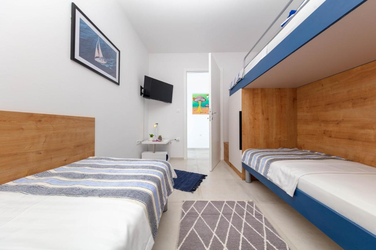Apartman Oranž Banjole Bagian luar foto