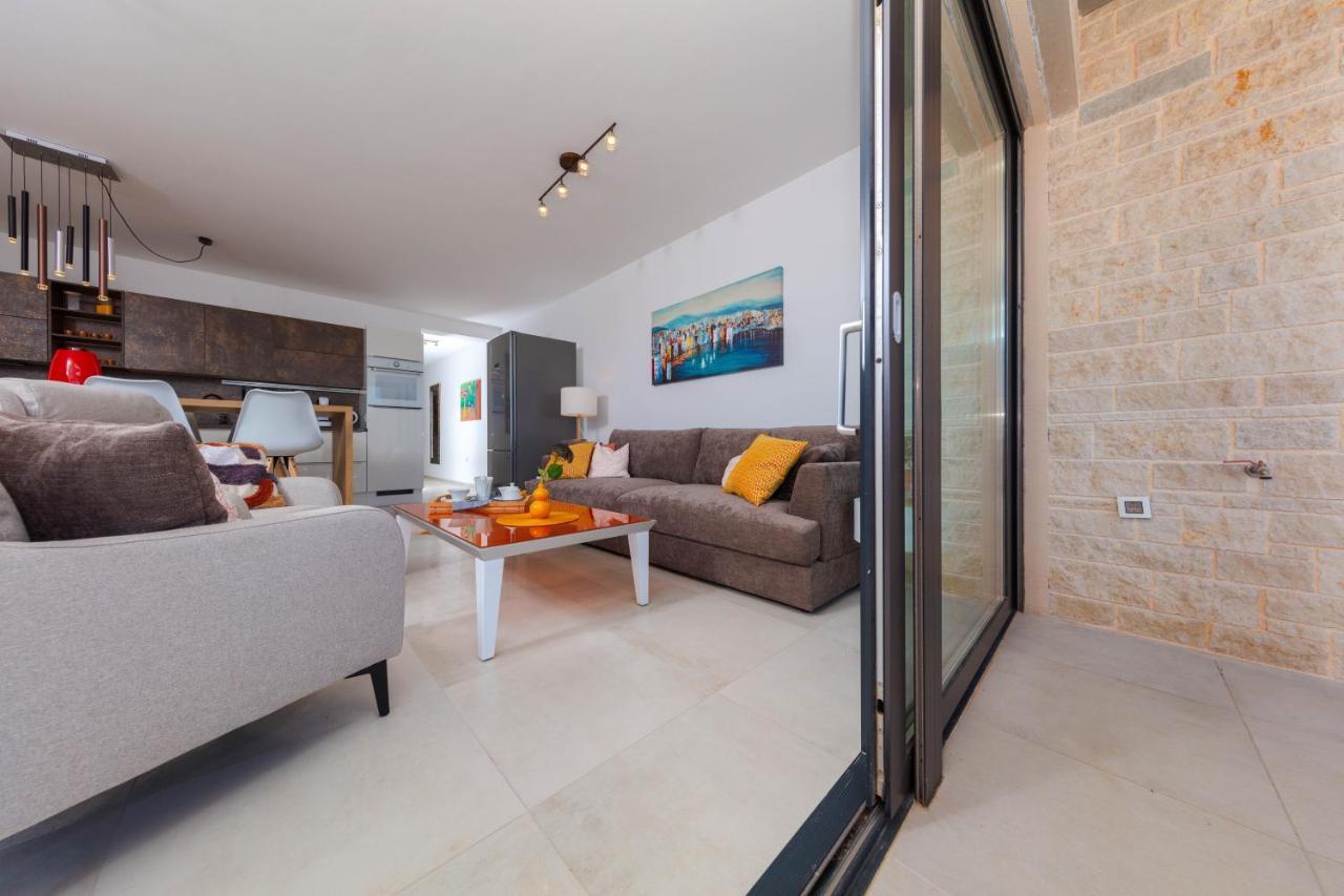 Apartman Oranž Banjole Bagian luar foto