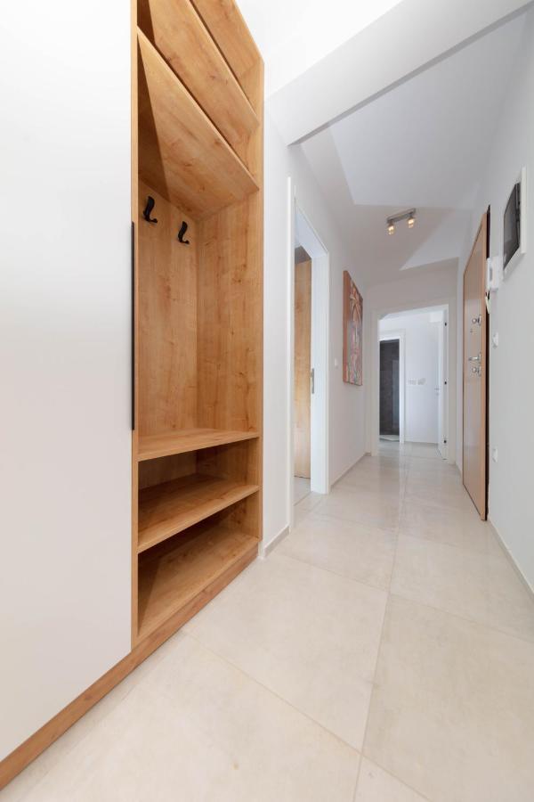 Apartman Oranž Banjole Bagian luar foto
