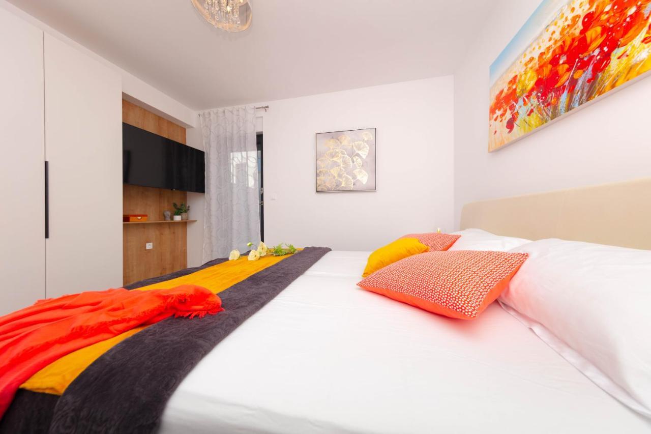 Apartman Oranž Banjole Bagian luar foto