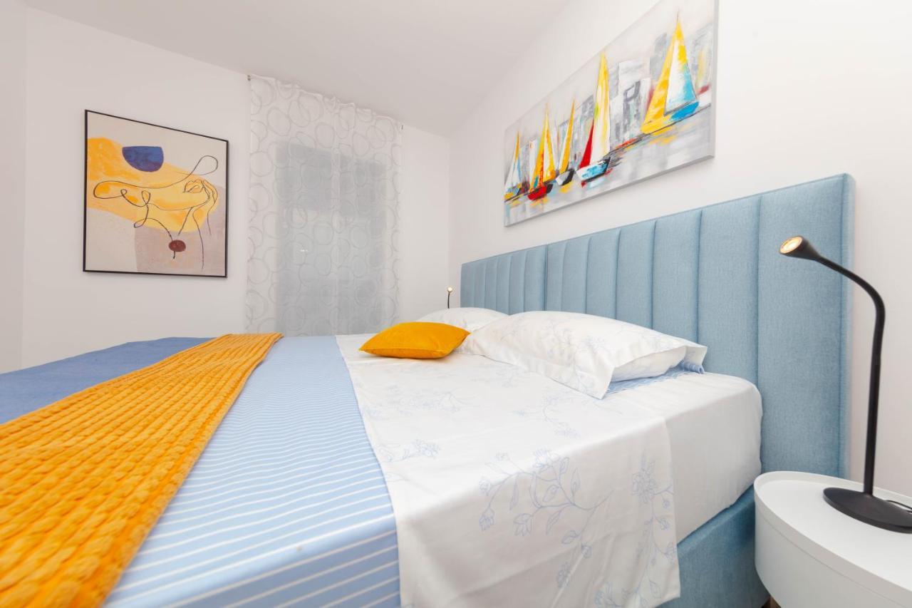 Apartman Oranž Banjole Bagian luar foto