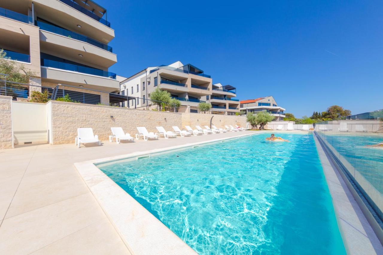 Apartman Oranž Banjole Bagian luar foto