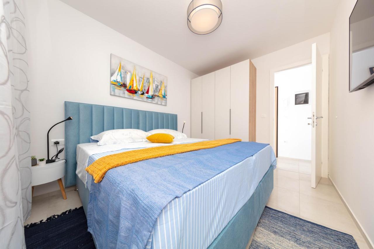 Apartman Oranž Banjole Bagian luar foto