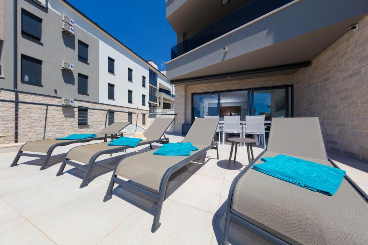 Apartman Oranž Banjole Bagian luar foto