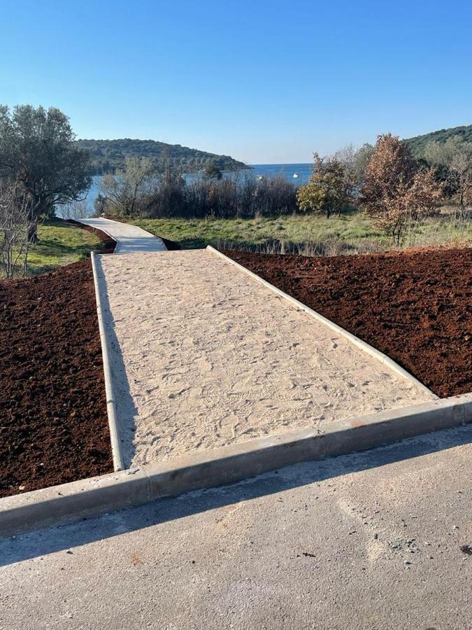 Apartman Oranž Banjole Bagian luar foto